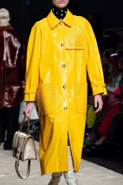 Look 52